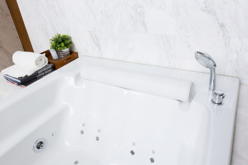 Bathtub Refinishing detail